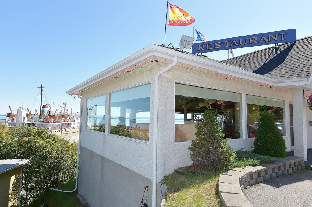 Auberge Sur Mer Charlevoix Saint-Simeon  ภายนอก รูปภาพ