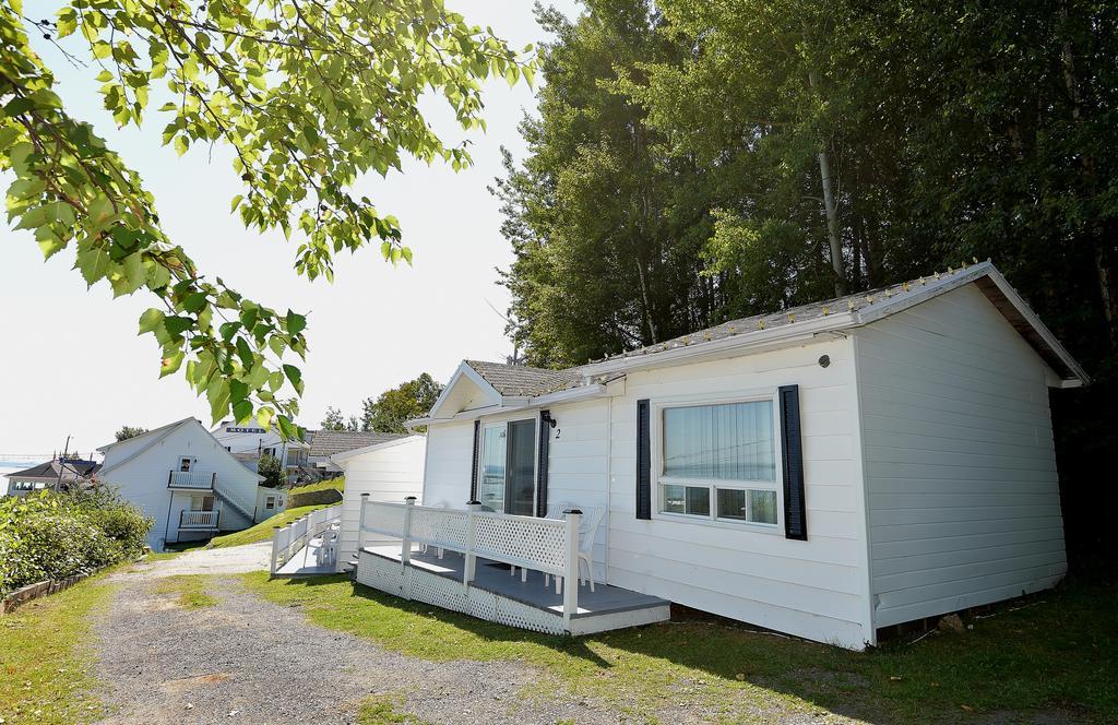 Auberge Sur Mer Charlevoix Saint-Simeon  ภายนอก รูปภาพ