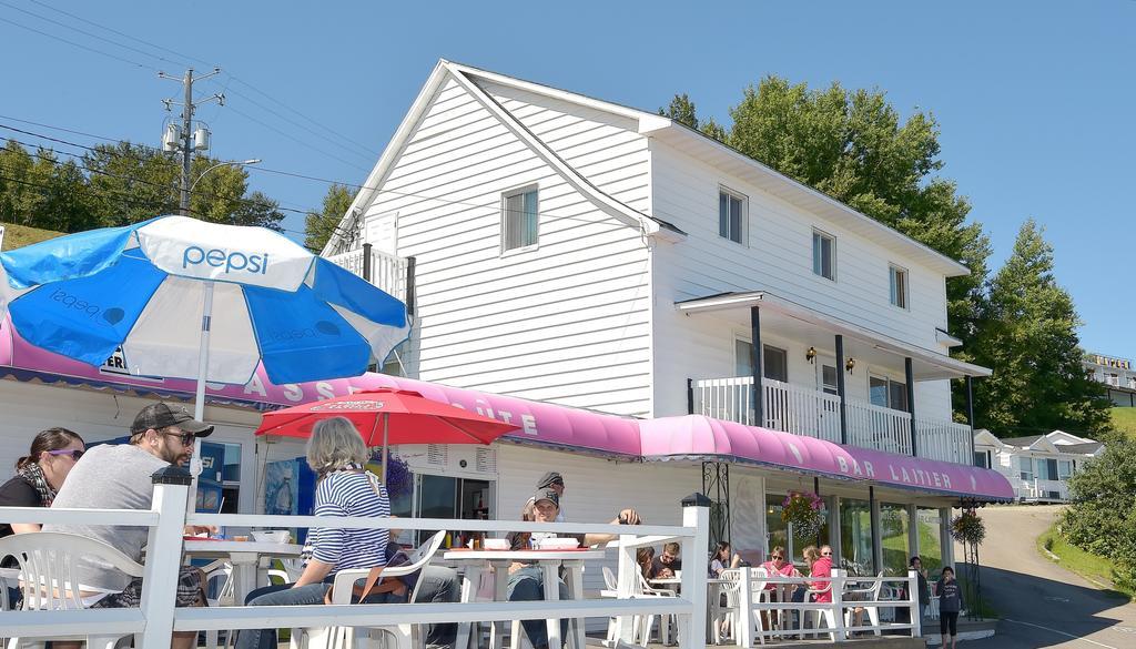 Auberge Sur Mer Charlevoix Saint-Simeon  ภายนอก รูปภาพ