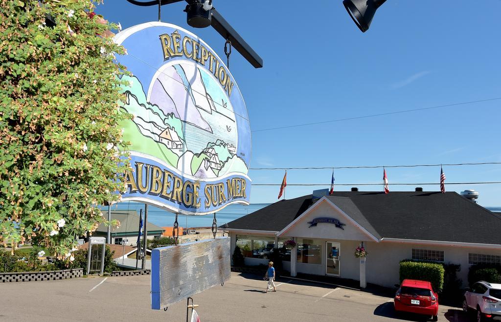 Auberge Sur Mer Charlevoix Saint-Simeon  ภายนอก รูปภาพ
