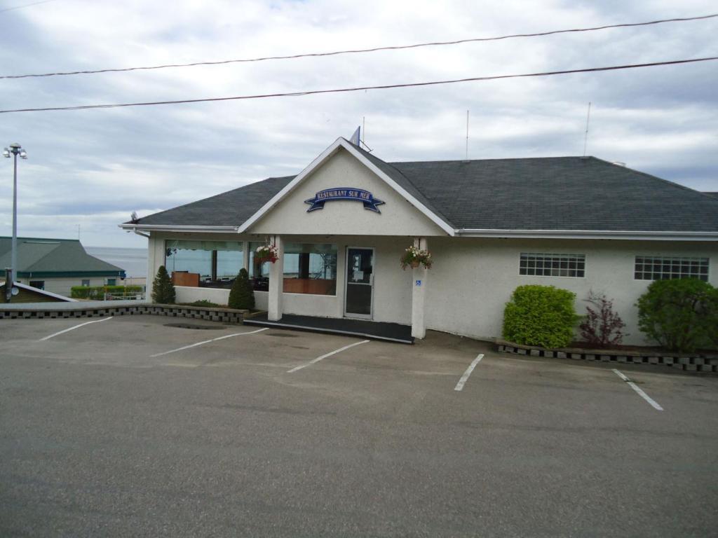 Auberge Sur Mer Charlevoix Saint-Simeon  ภายนอก รูปภาพ